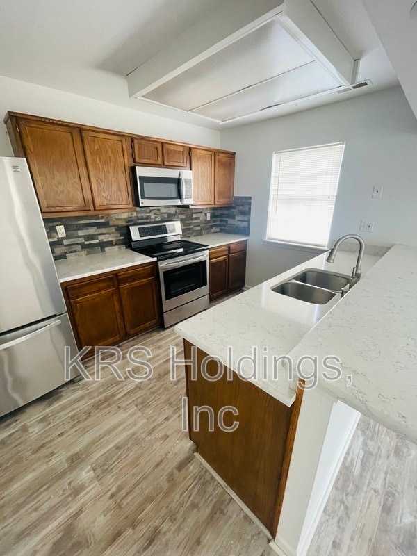 Building Photo - 332 Ferdinand Cir