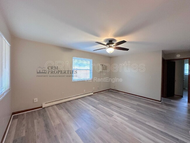 Foto del edificio - 9207 E 12th St