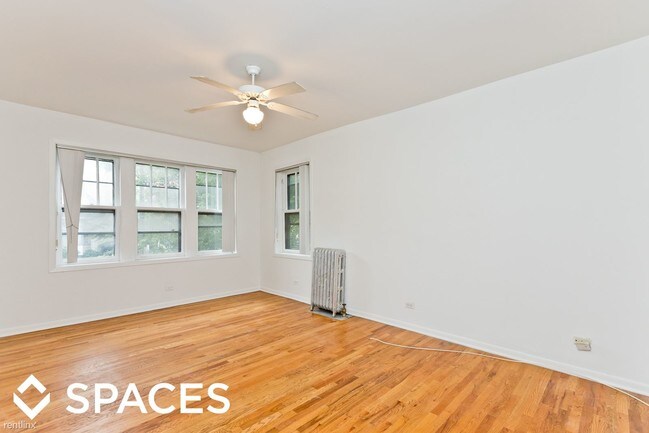 Building Photo - 1341 W Addison St