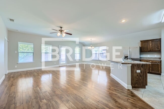 Building Photo - 15648 Gatsby Ln