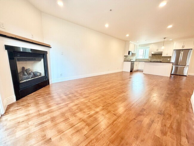 Foto del edificio - 2448-2452 Geary Blvd