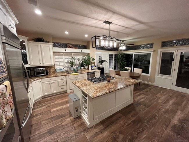 Building Photo - 6829 E Canyon Ridge