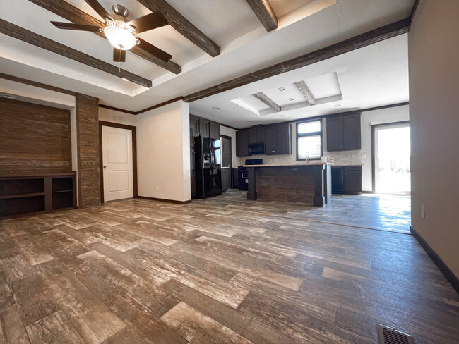 Building Photo - 243 Apple Wood Loop