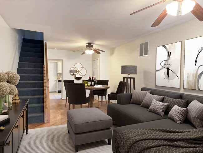 Building Photo - 1525 Montrose St