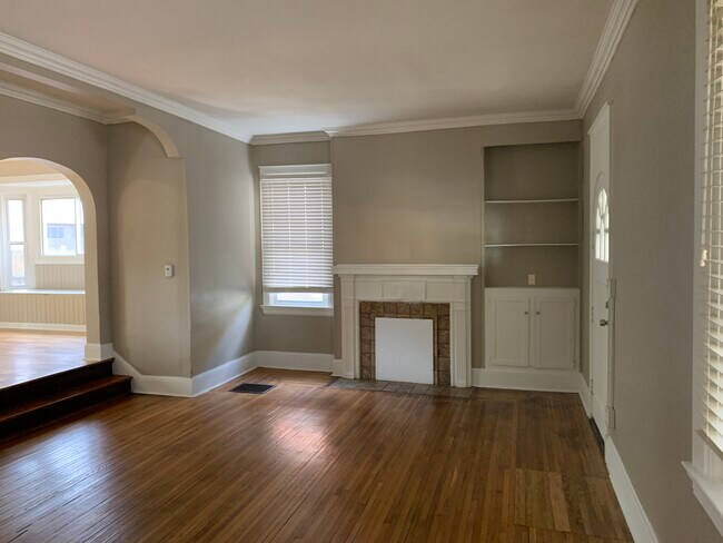 Foto del edificio - 1807 Scott Blvd