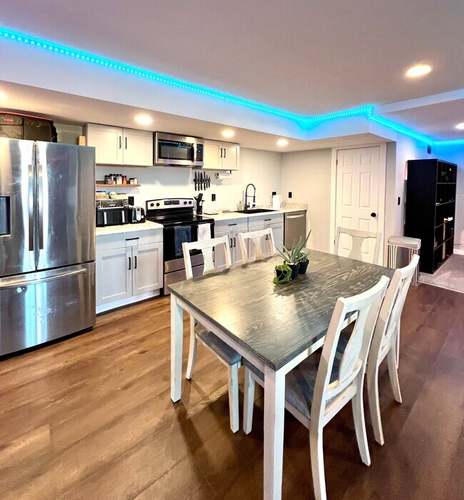 Foto del edificio - 2901 E 107th Ct