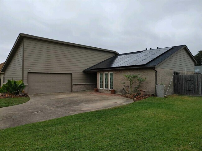 Building Photo - 4614 Ironwood Dr