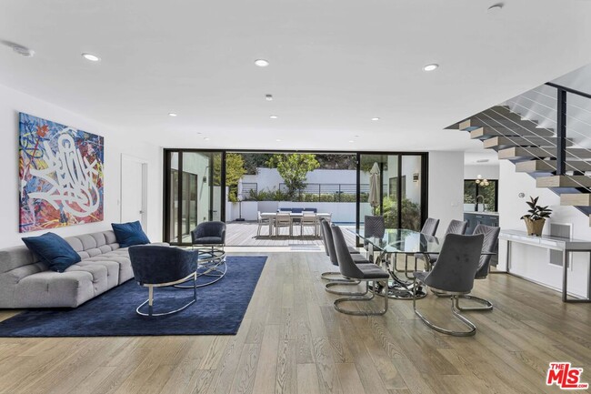 Building Photo - 2044 Benedict Canyon Drive