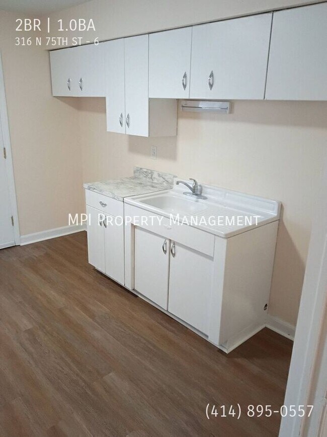 Foto del edificio - 316 N 75th St