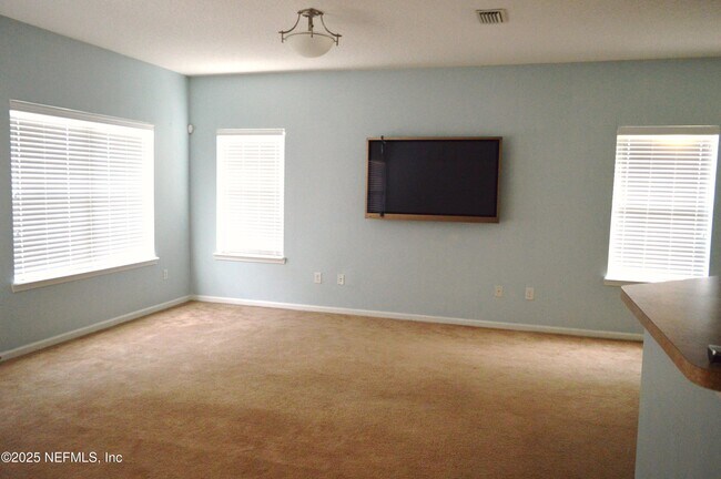 Foto del edificio - 7202 Deerfoot Cir