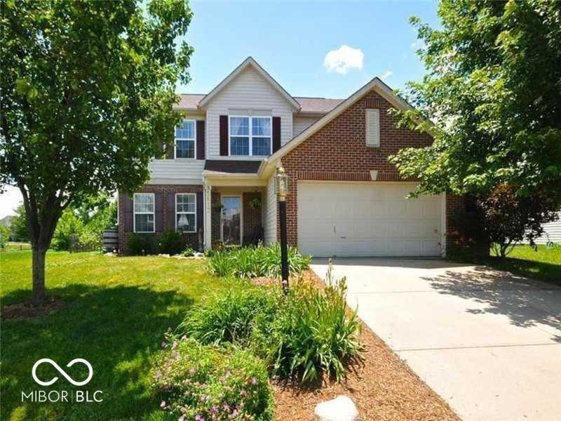 Foto principal - 5913 Sandalwood Dr