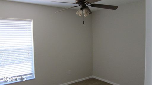 Building Photo - 617 Darkwood Ave