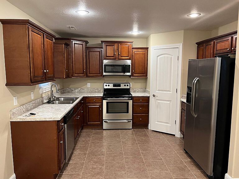 Foto principal - 2301 Murphy Ave