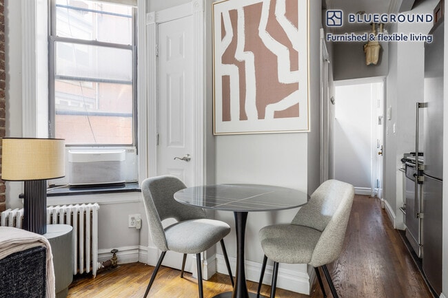 Foto del edificio - 246 Mott St