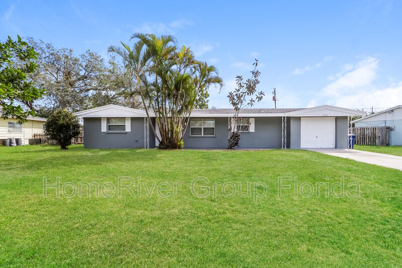 4613 Maceachen Blvd, Sarasota, FL 34233 House Rental in Sarasota, FL