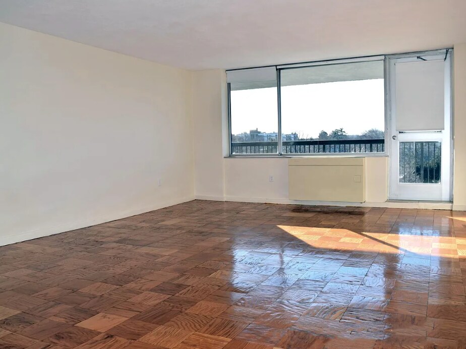 Foto principal - 86 Monmouth St