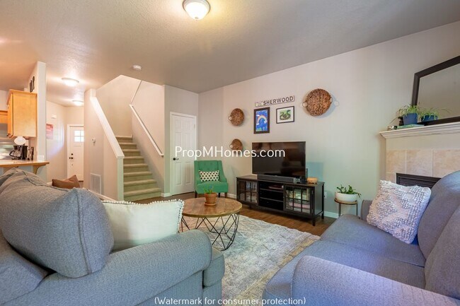 Building Photo - 21125 SW Ladyfern Dr