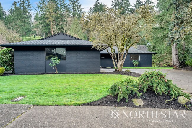Building Photo - Modern Ranch Remodel on Lake Oswego Canal