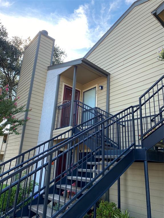 15534 Zabolio Dr Unit 201, ster, TX 77598 Condo for Rent in