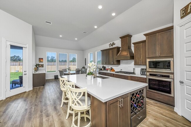 Building Photo - 41015 Kimber Ln