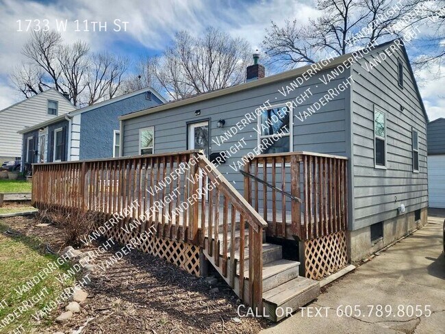 Foto del edificio - 1733 W 11th St