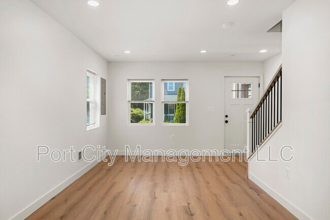 Foto del edificio - 118 Winters Ln