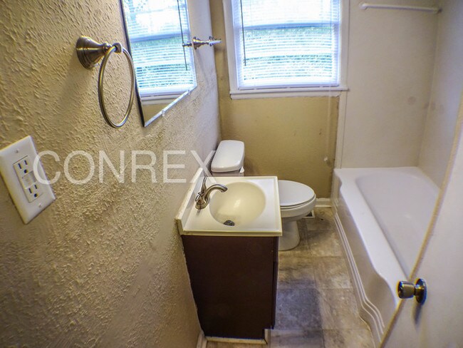 Bathroom Fixtures Birmingham Al 109 howle ave birmingham, al 35214 rentals - birmingham, al Bathroom Fixtures Birmingham Al 109 howle ave birmingham, al 35214 rentals - birmingham, al