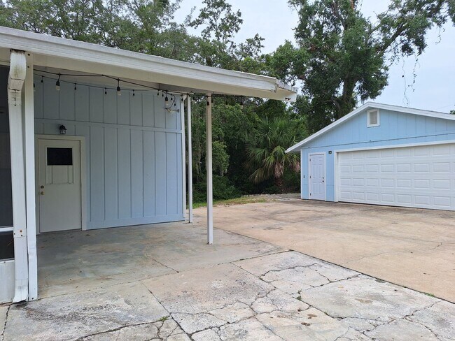 Building Photo - BETWEEN US1 & RIVER 2BR2BA FOR RENT