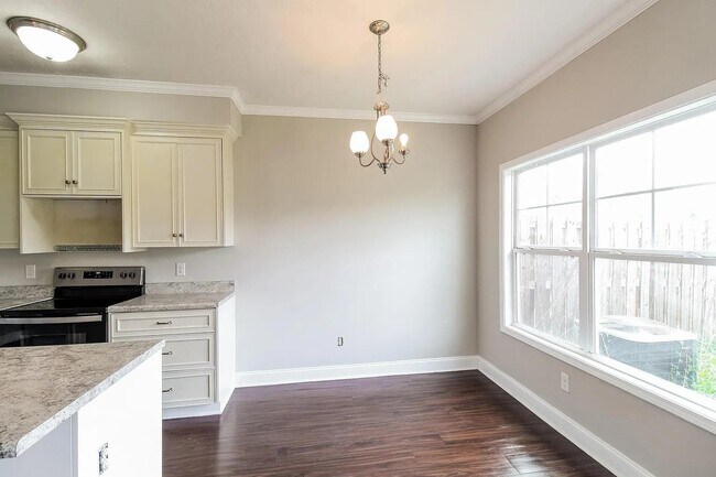 Building Photo - 4419 Castellon Way