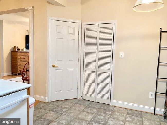 Foto del edificio - 13890 Chelmsford Dr