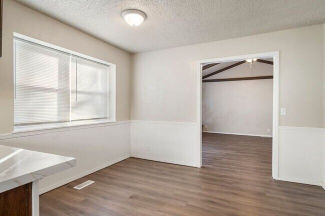 Foto del edificio - 2823 S 138th E Ave