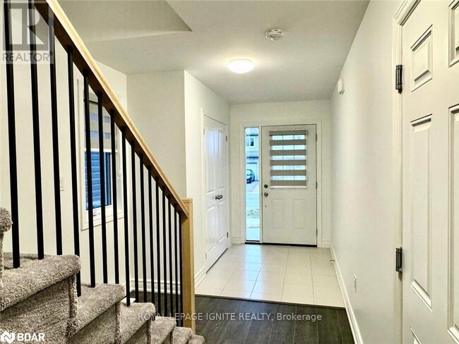 Building Photo - 1 Millcreek Dr