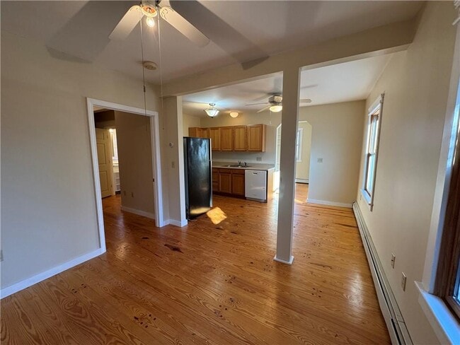 Foto del edificio - 31 Powel Ave