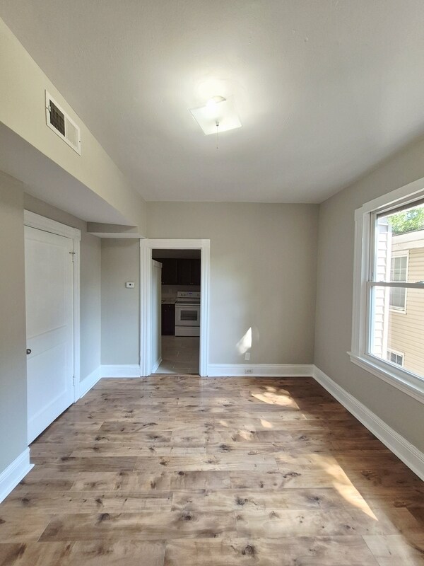 Foto del edificio - 3209 3rd Ave