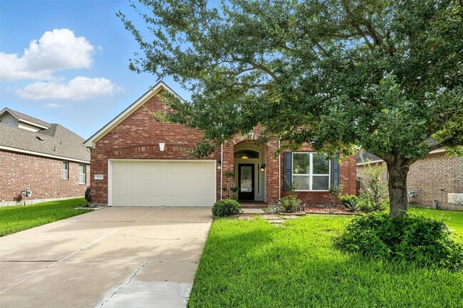 Building Photo - 9219 Gilbert Hollow Dr