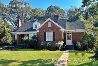 Building Photo - 3139 Le Bron Rd