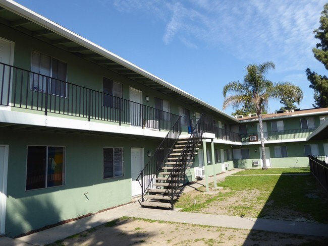 Foto del edificio - 2005 E Pontiac Ave