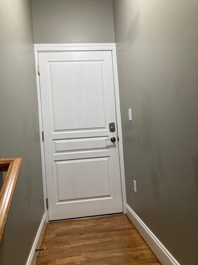 Foto principal - 1316 Pulaski St