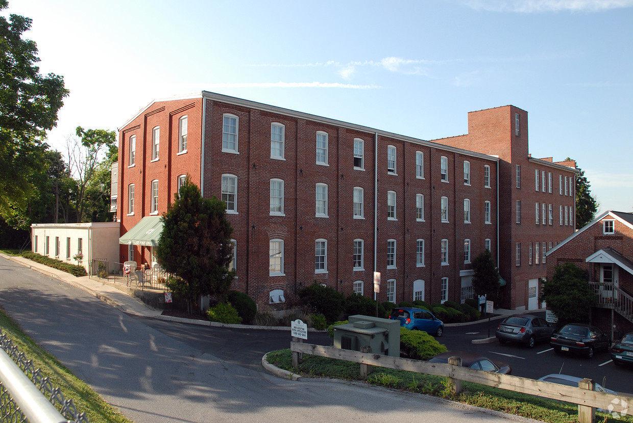 Building Photo - John F. Lutz Apartments