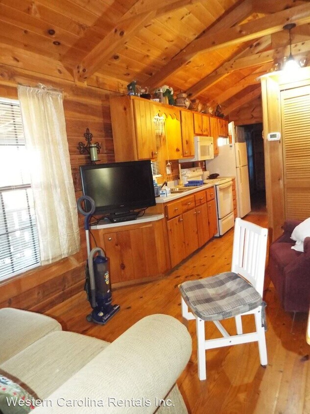 Building Photo - 1 br, 1 bath House - 116 Holiday Ridge  "V...