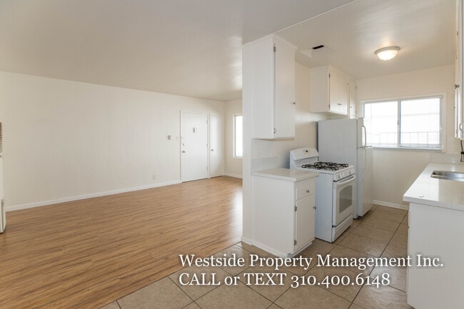 Building Photo - Westbourne Apartments