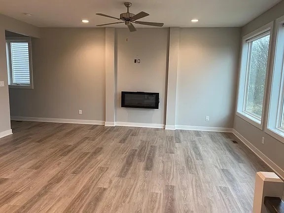 Building Photo - 5440 154th Ct