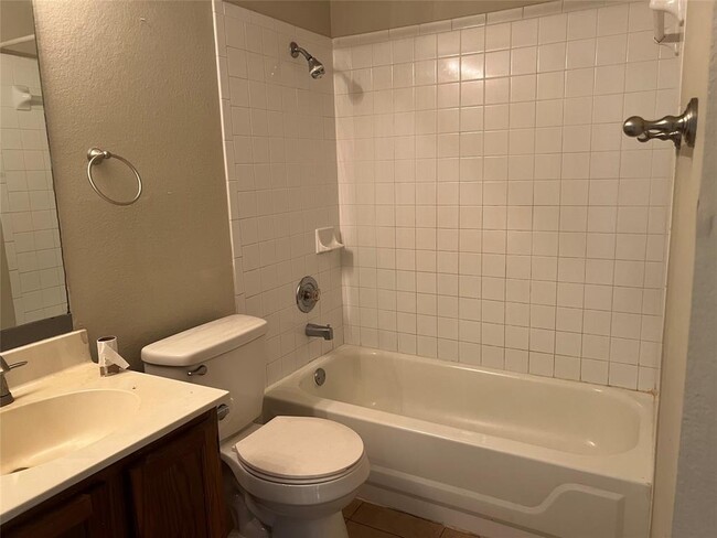Building Photo - 2817 Single Trace Ct