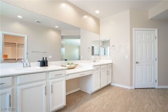 Building Photo - 7733 Harthill Park Ave