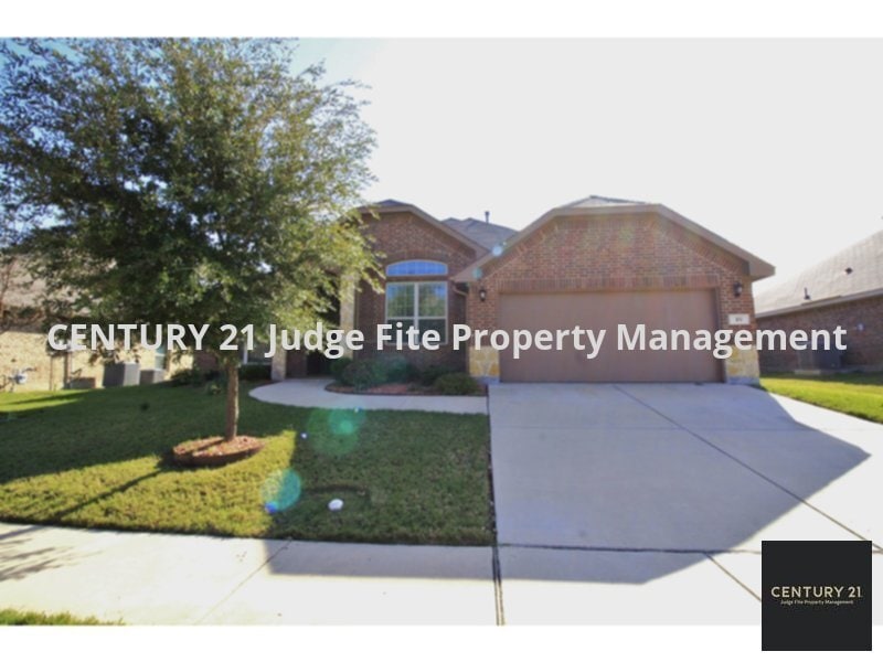 Well Maintained 4/2/2 in Crowley ISD For R... House for Rent in Fort