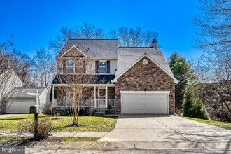 Building Photo - 8375 Mitzy Ln