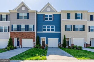 Building Photo - 172 Drexel Ct