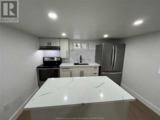 Building Photo - 2505 Askin Ave