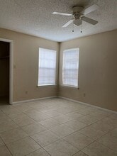 Building Photo - 5530 Chrishire Way