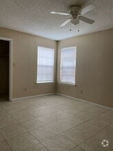 Building Photo - 5530 Chrishire Way